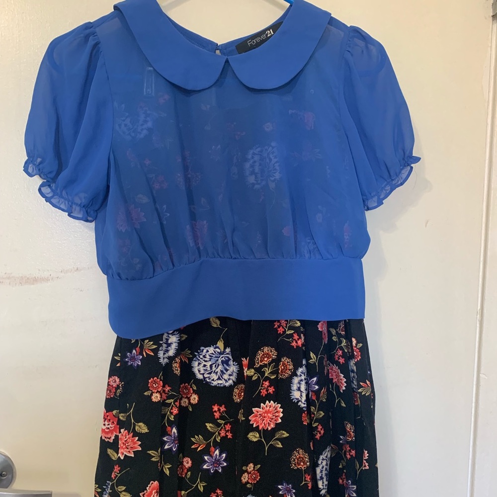 Crop top and skirt bundle